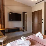 Nestor Luxury Romanos (Messenia)
