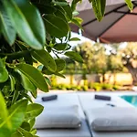 וילה Nestor Luxury