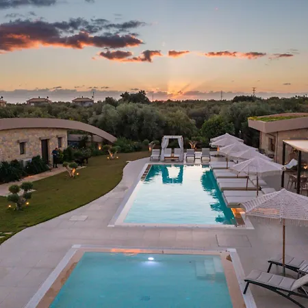 Nestor Luxury Romanos (Messenia)