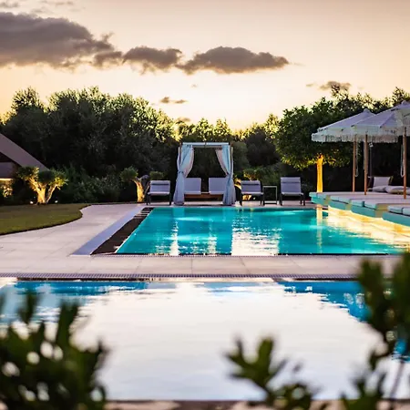Nestor Luxury * Romanos (Messenia)