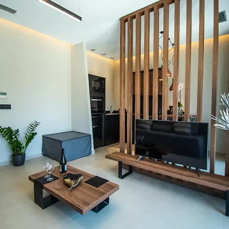 فيلة Nestor Luxury Romanos (Messenia)