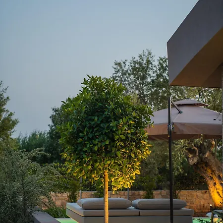Nestor Luxury * Romanos (Messenia)