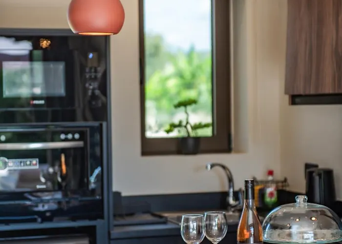 Nestor Luxury * Romanos (Messenia)